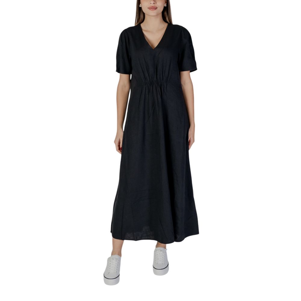 B.Young Black Linen Long