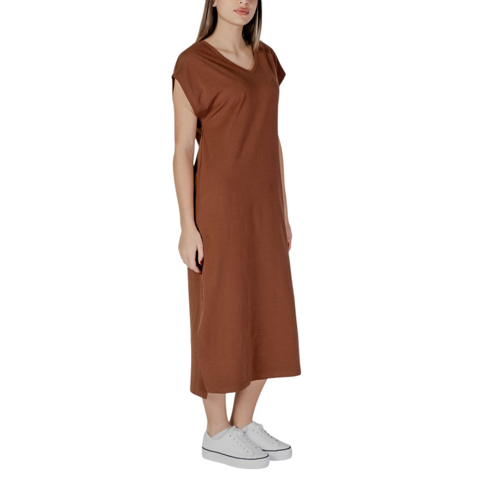B.Young Brown Cotton Midi