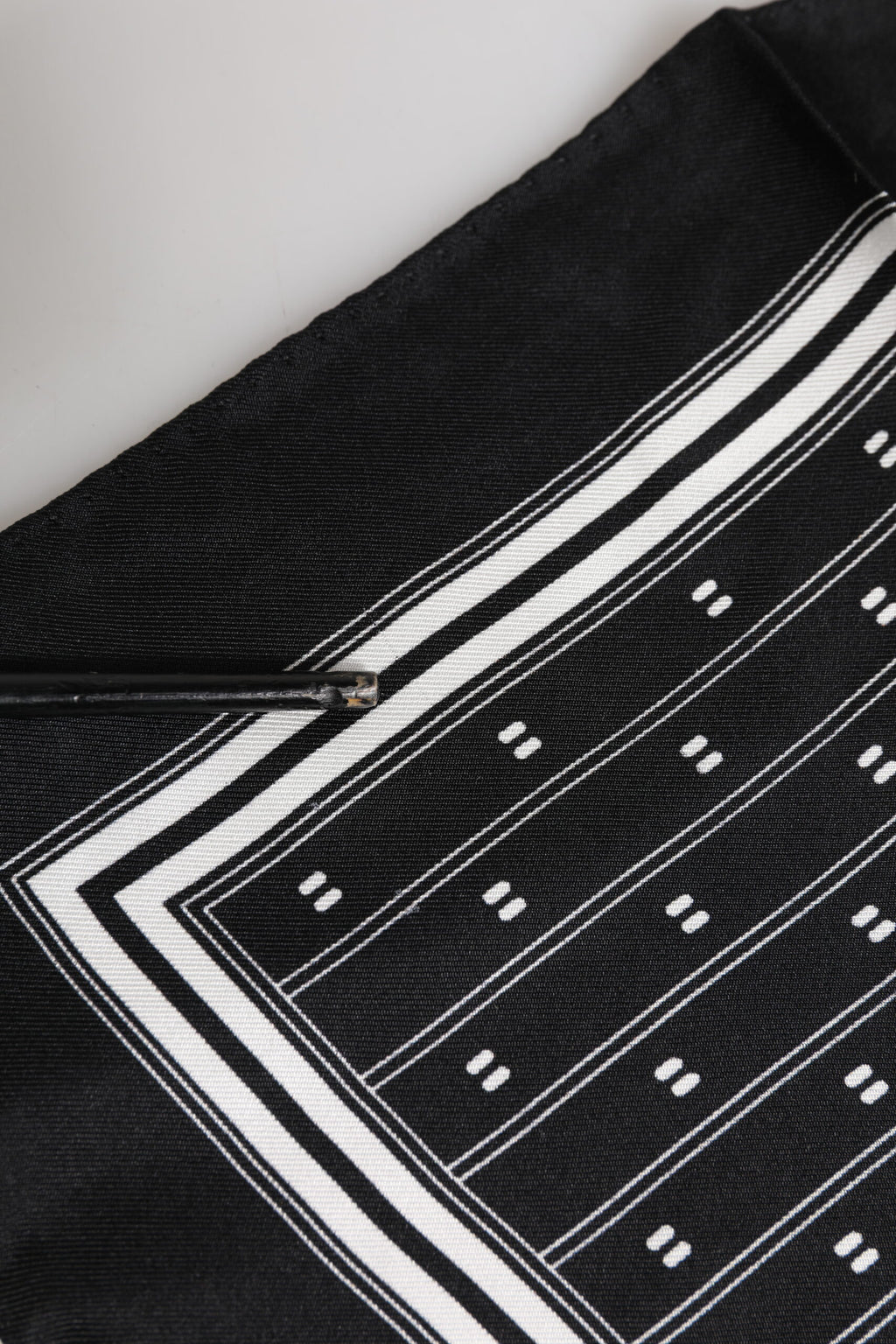 Dolce & Gabbana Black White Printed Silk Square Foulard Scarf