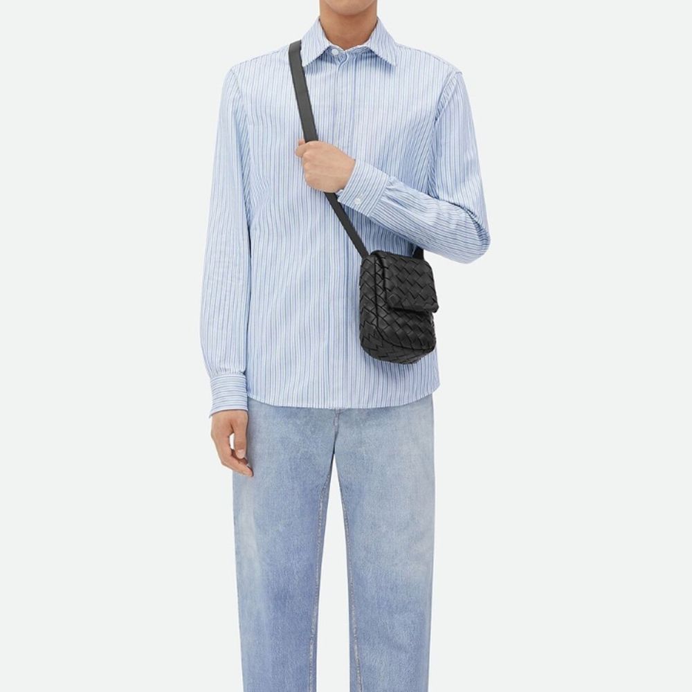 Bottega Veneta Mini Vertical Cobble