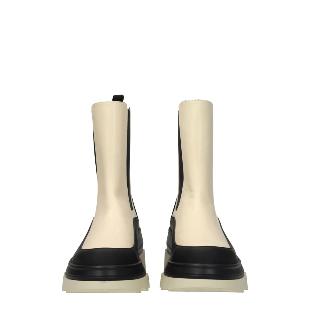 Stuart Weitzman Beige Leather Ankle Boots