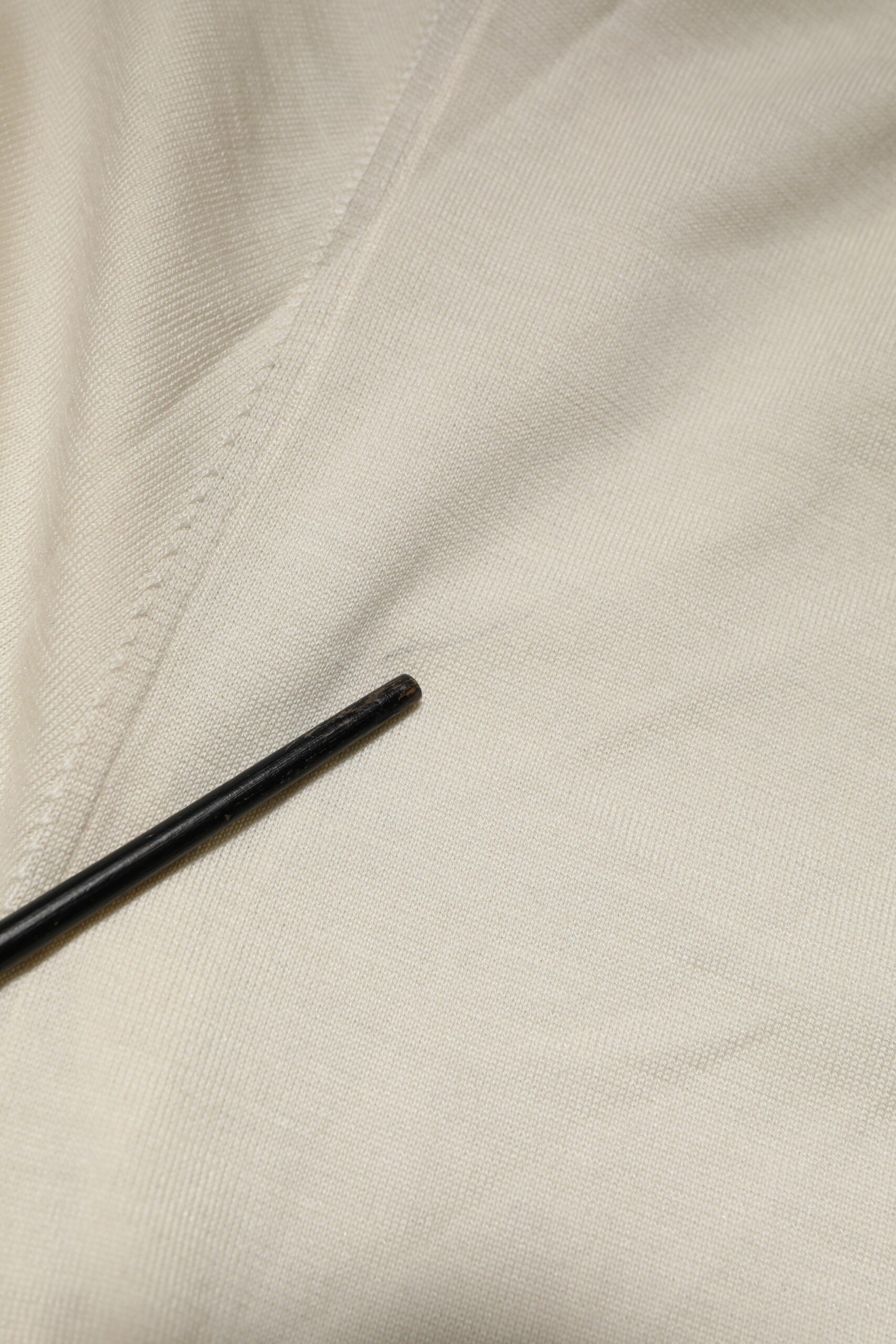 Dolce & Gabbana Ivory Virgin Wool Men V-Neck Knit Sweater